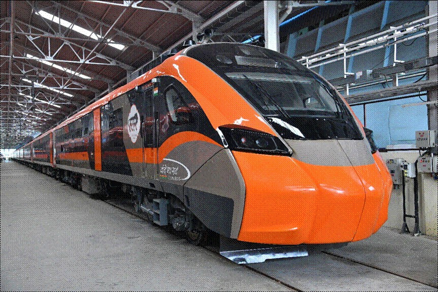 नई पीढ़ी की वंदे भारत स्लीपर ट्रेन, जिसके 16 कोच हैं